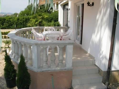 Apartment Lydia Bilan Βόντιτσε Εξωτερικό φωτογραφία